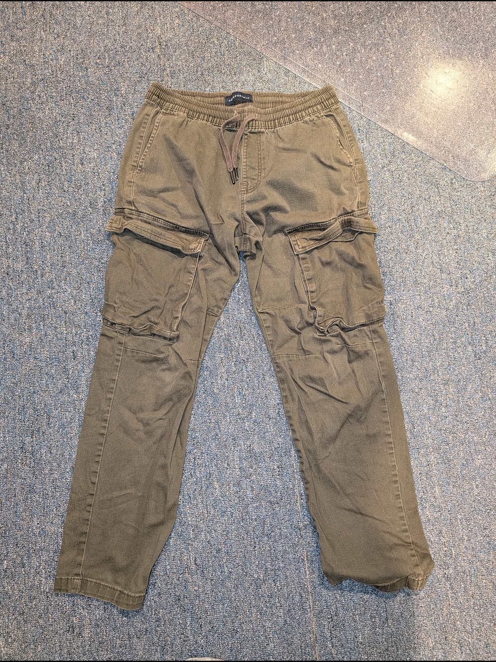 ⭐3 For $20⭐ Aeropostale Olive Green Relaxed Cargo Pants